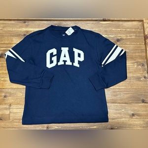 6/7 NWT long sleeved tee